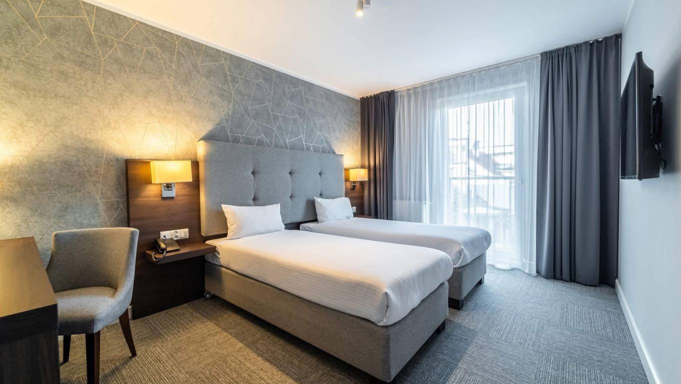 HOTEL WENEDA ul. 1 Maja 77