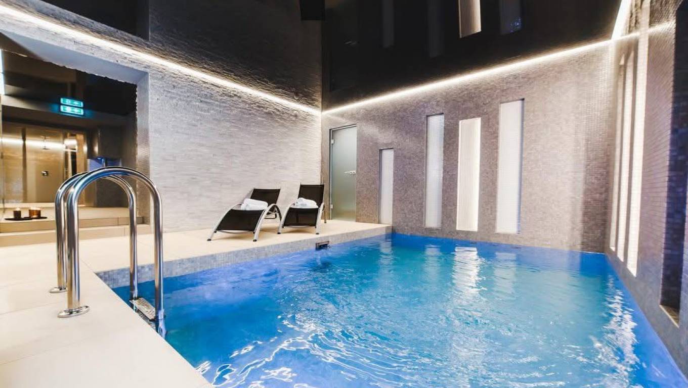HOTEL WENEDA ul. 1 Maja 77