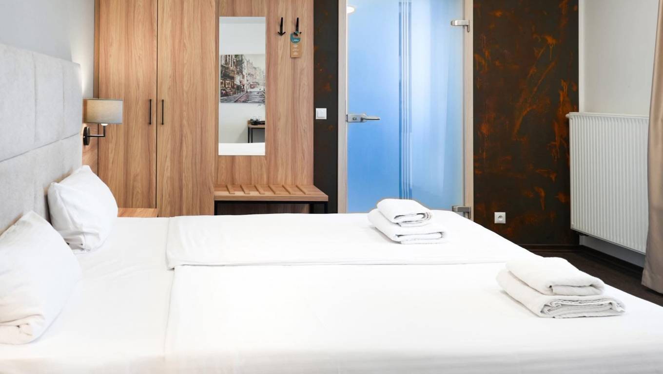 HOTEL OPOLE CENTRUM ul. Waryńskiego 17